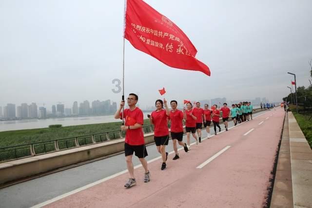 可爱小小警察